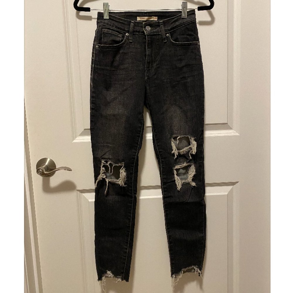 Levi's 721 High Rise Skinny Jeans- Distressed Black Denim